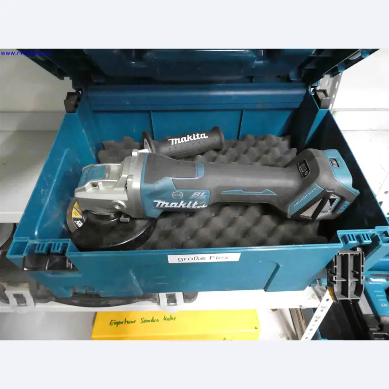 Machines for the production of precise metal components using CNC turning and CNC milling-7