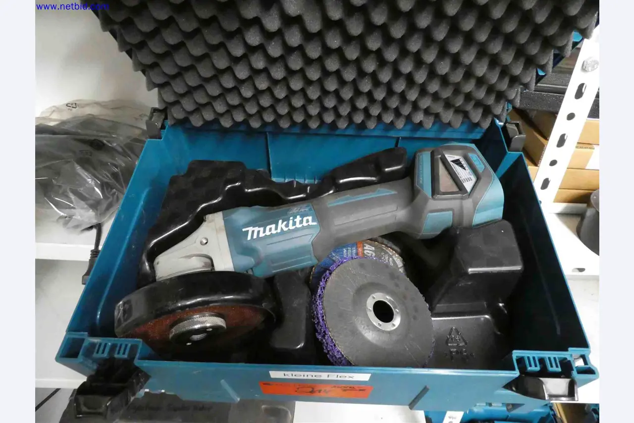 Machines for the production of precise metal components using CNC turning and CNC milling-9