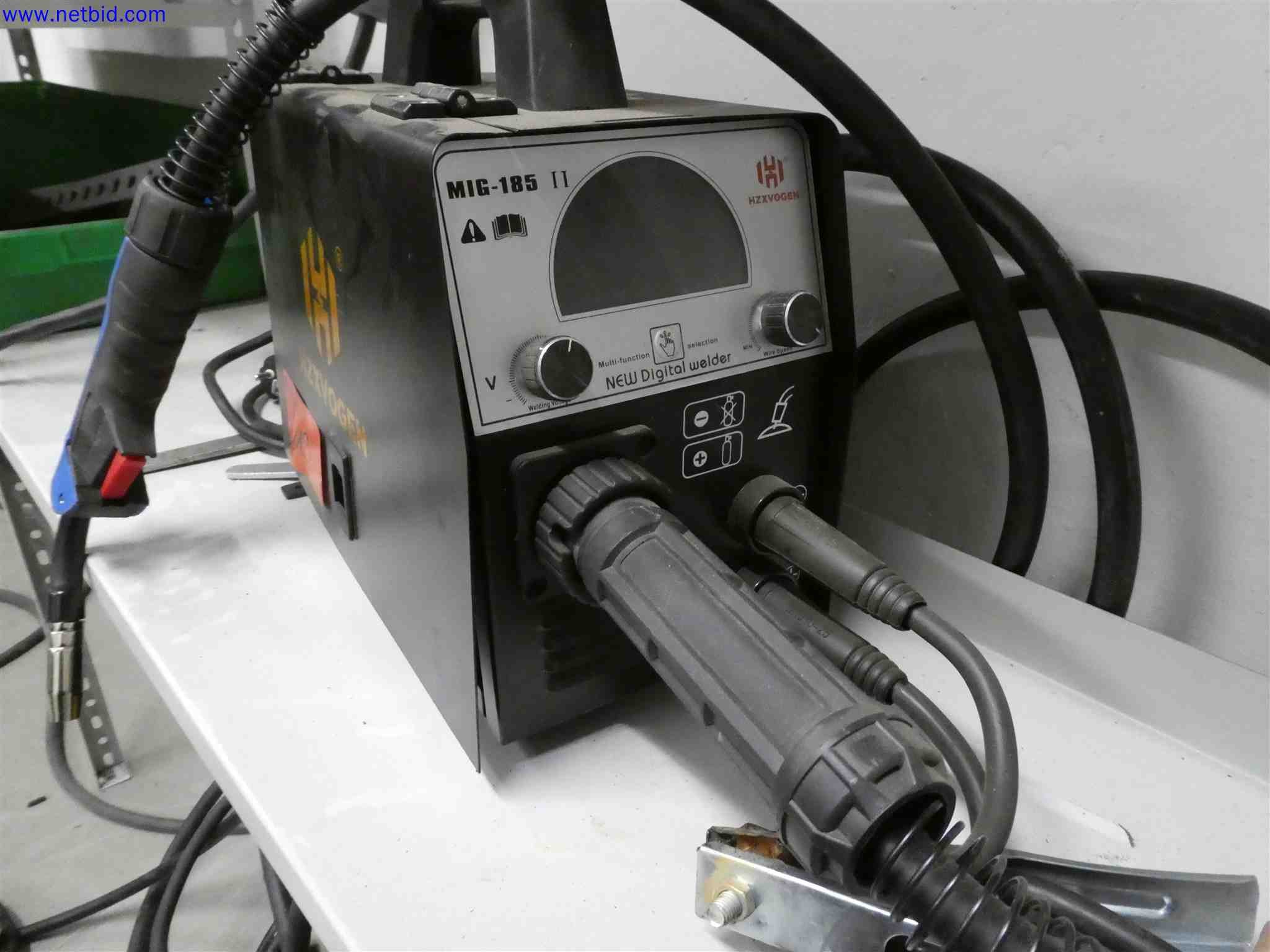 Machines for the production of precise metal components using CNC turning and CNC milling-2