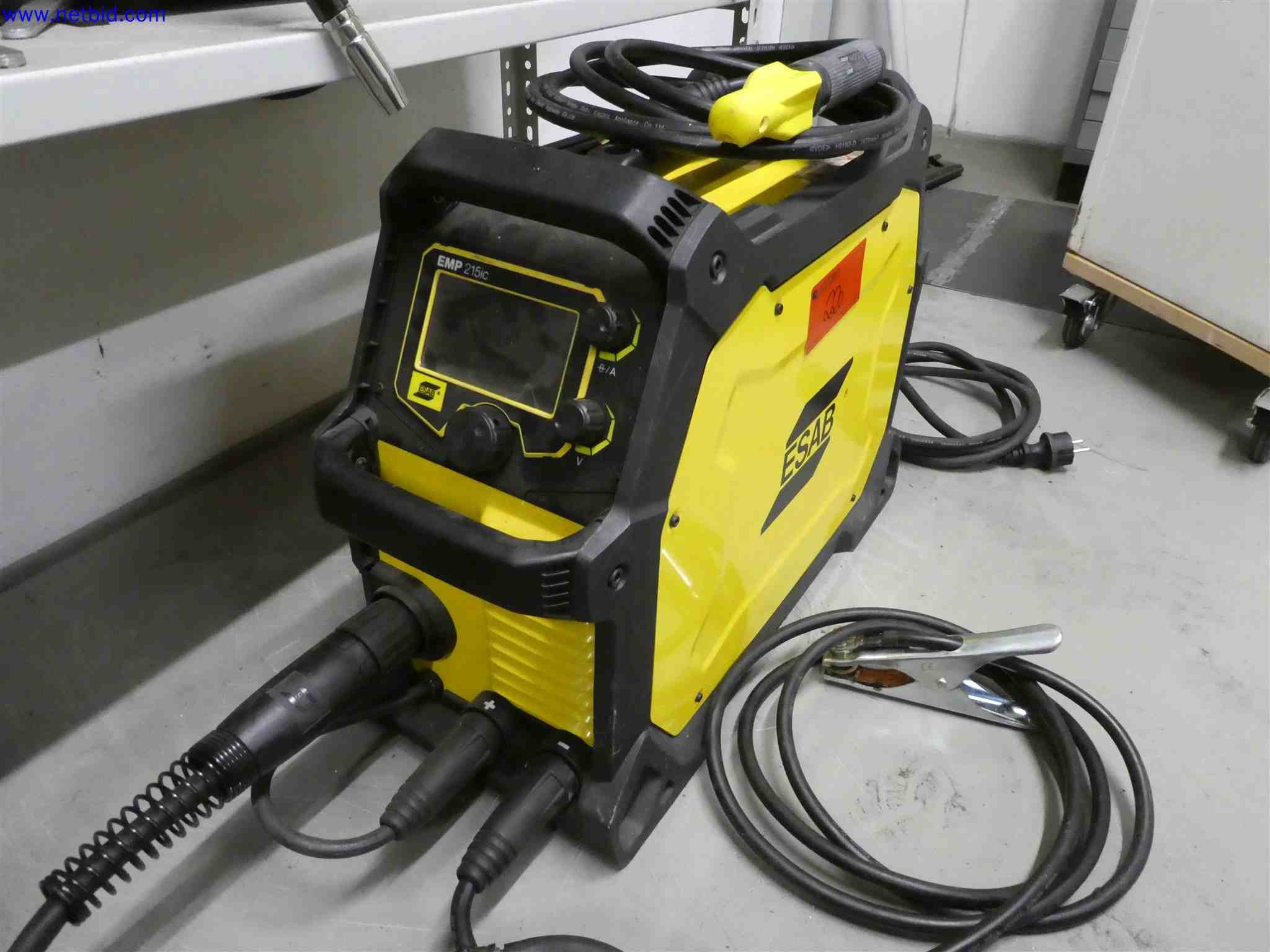 Machines for the production of precise metal components using CNC turning and CNC milling-2