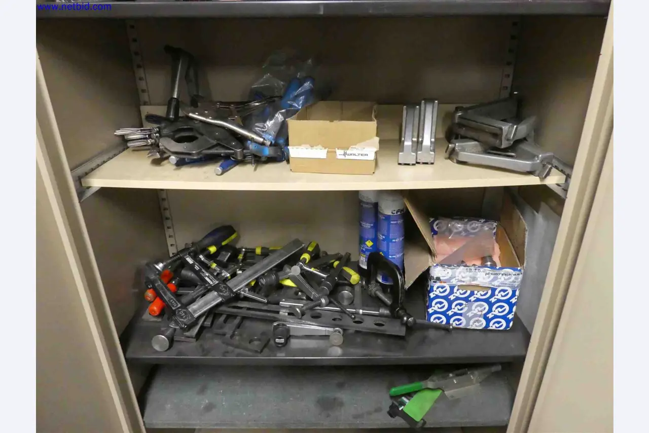 Machines for the production of precise metal components using CNC turning and CNC milling-3