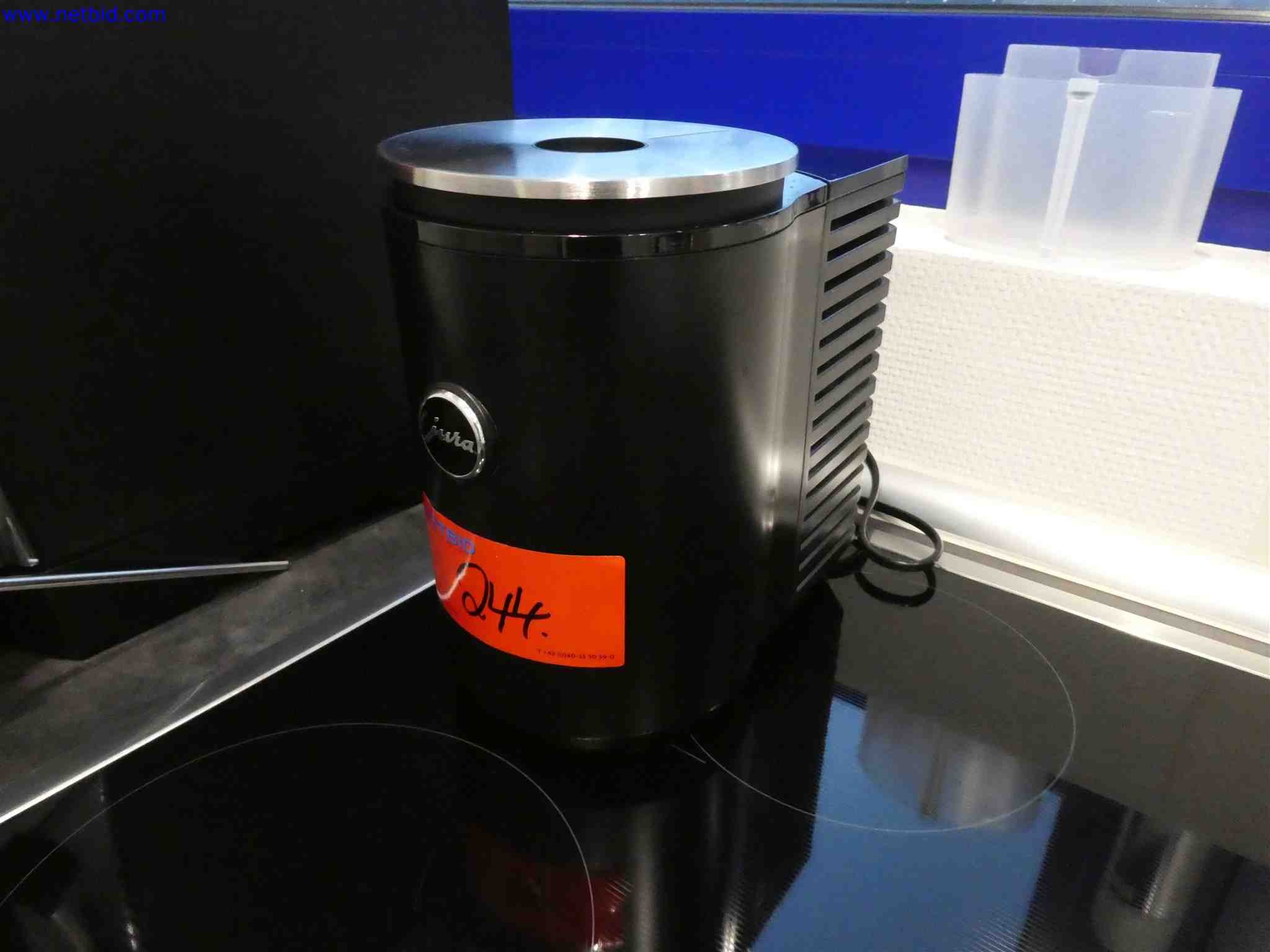 Machines for the production of precise metal components using CNC turning and CNC milling-4