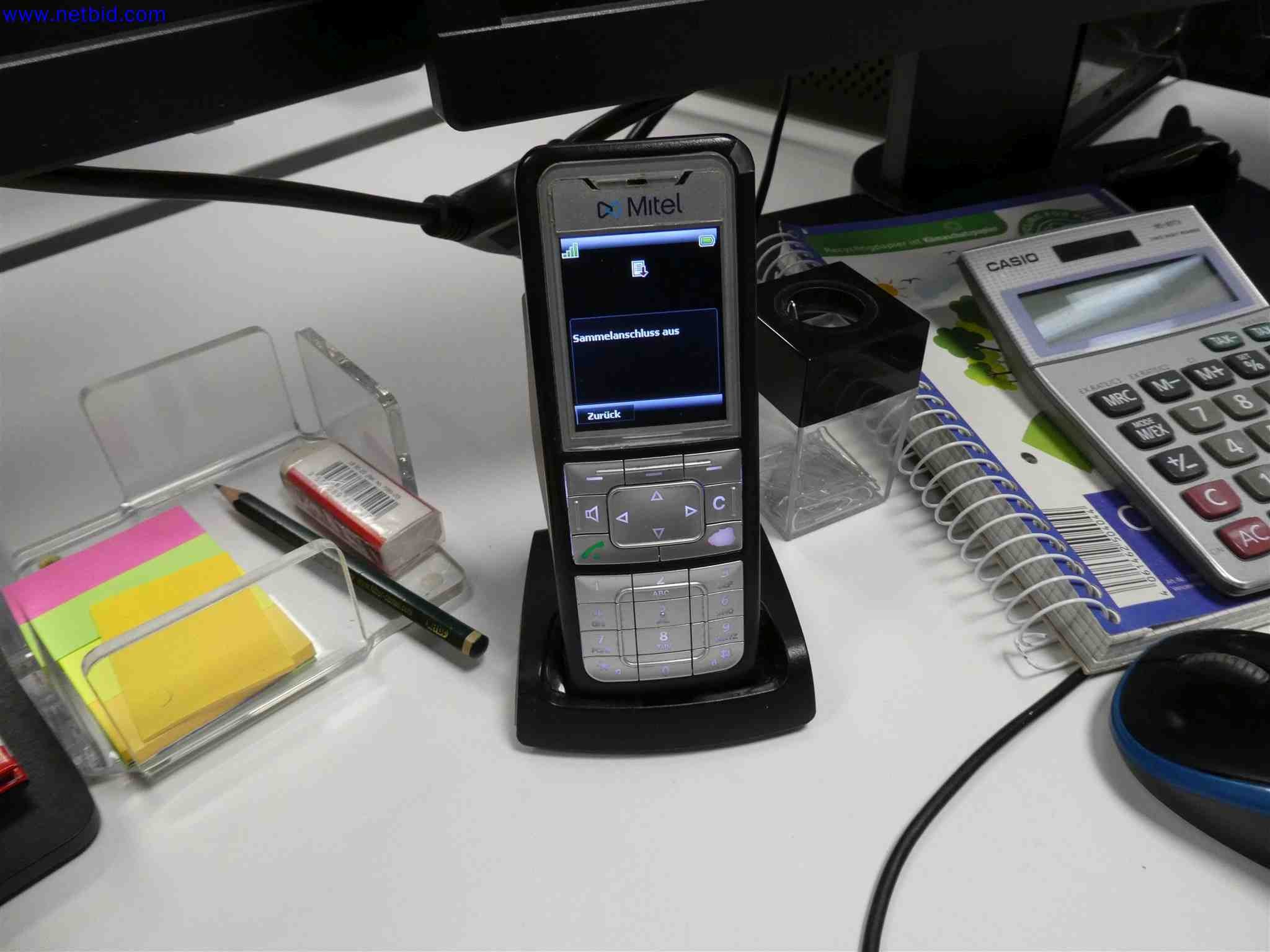 Máquinas para a produção de componentes metálicos de precisão por torneamento e fresagem CNC-5