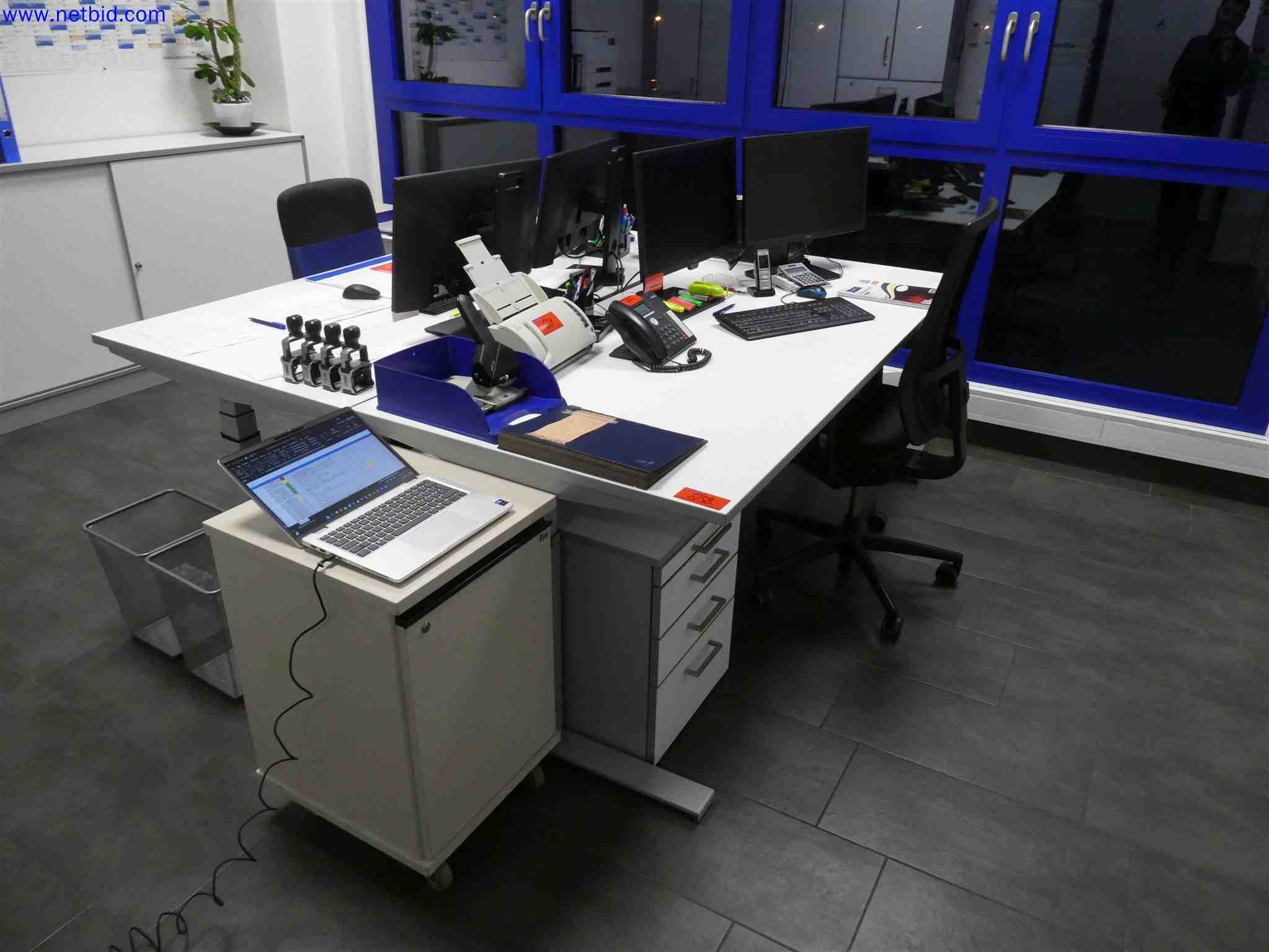 Machines for the production of precise metal components using CNC turning and CNC milling-1