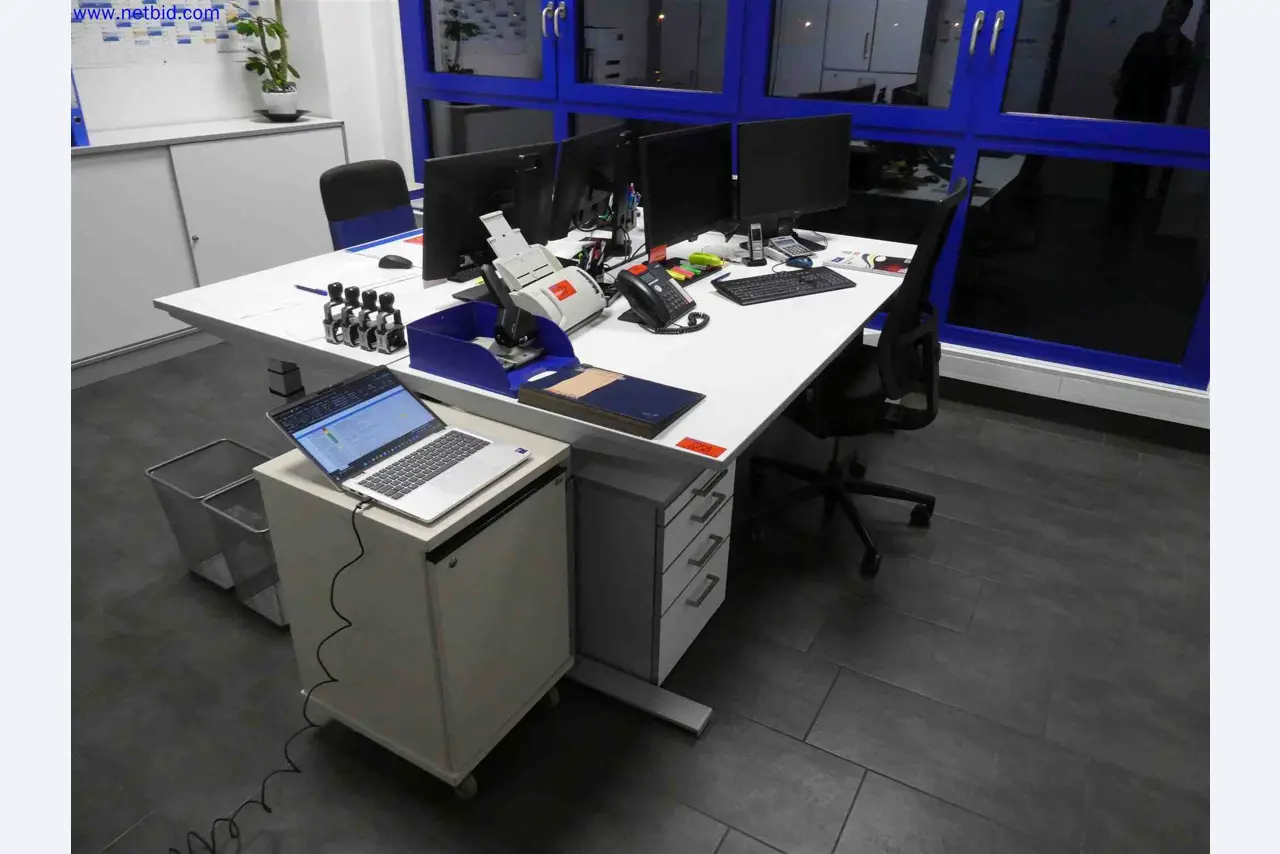 Machines for the production of precise metal components using CNC turning and CNC milling-1