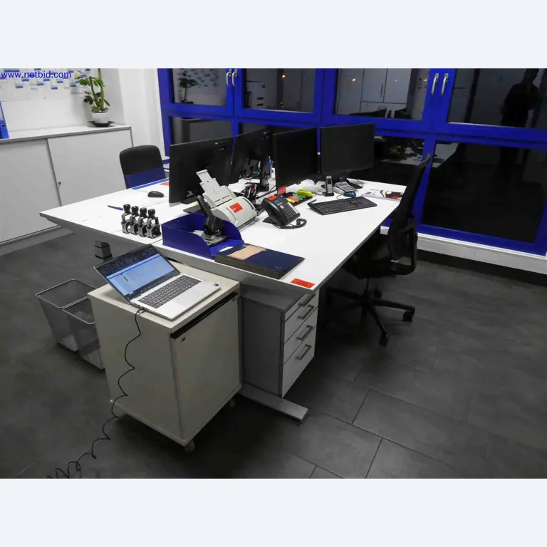 Machines for the production of precise metal components using CNC turning and CNC milling-1