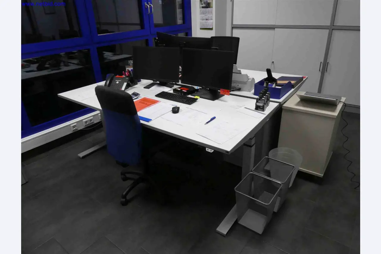 Machines for the production of precise metal components using CNC turning and CNC milling-2