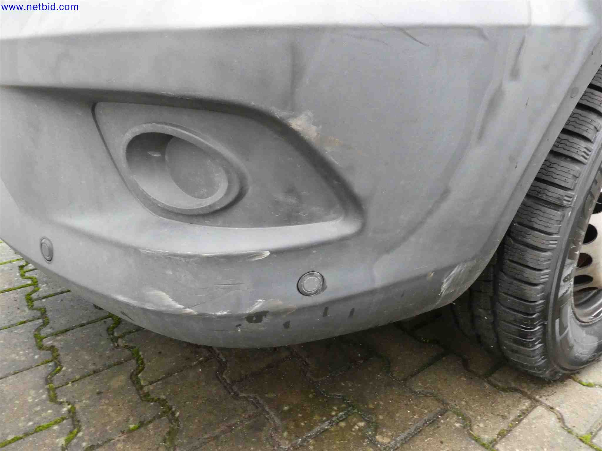 Machines for the production of precise metal components using CNC turning and CNC milling-11