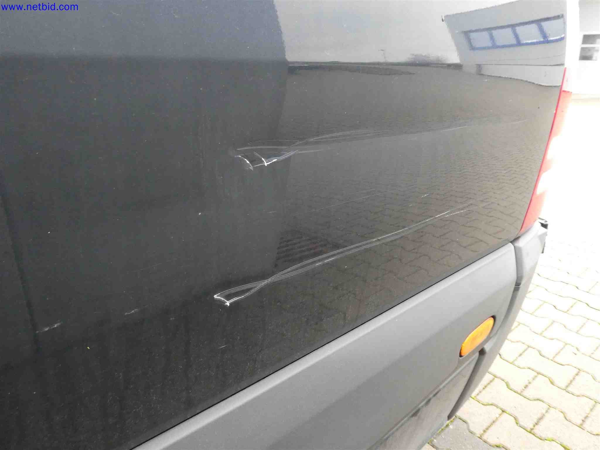 Machines for the production of precise metal components using CNC turning and CNC milling-12