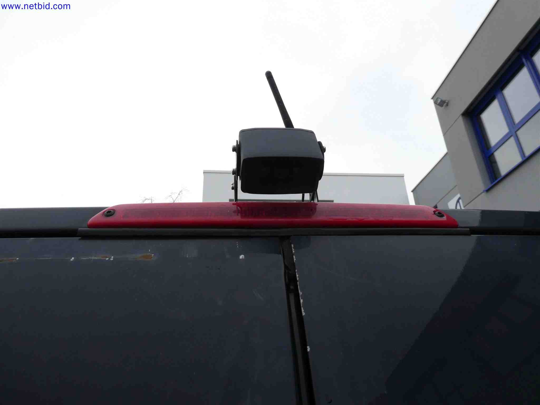 Machines for the production of precise metal components using CNC turning and CNC milling-14