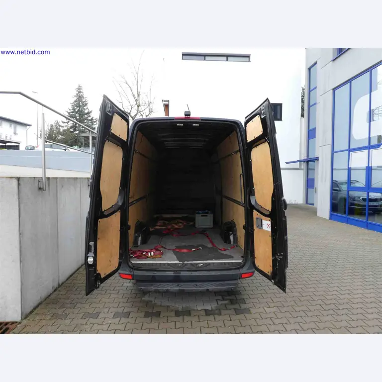 Machines for the production of precise metal components using CNC turning and CNC milling-21