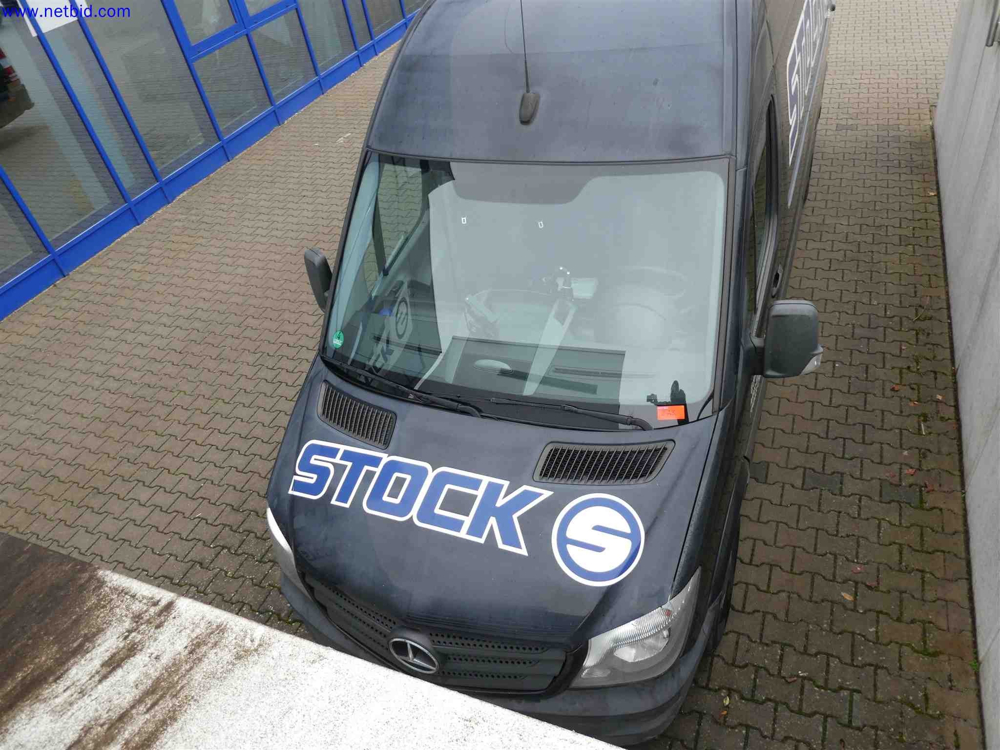 Machines for the production of precise metal components using CNC turning and CNC milling-5