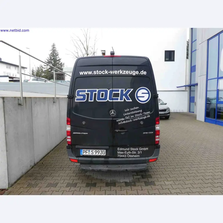 Machines for the production of precise metal components using CNC turning and CNC milling-6