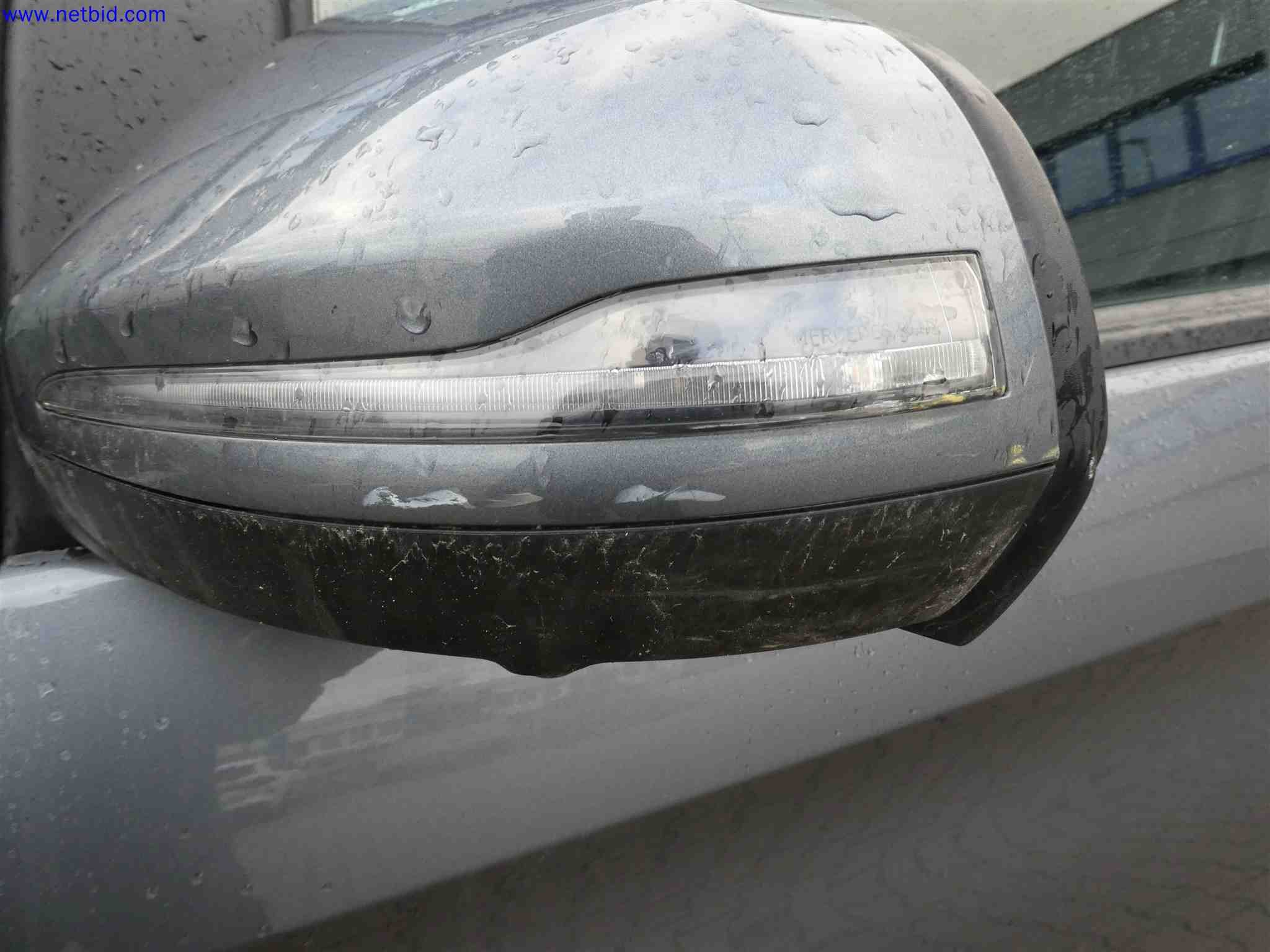 Machines for the production of precise metal components using CNC turning and CNC milling-12