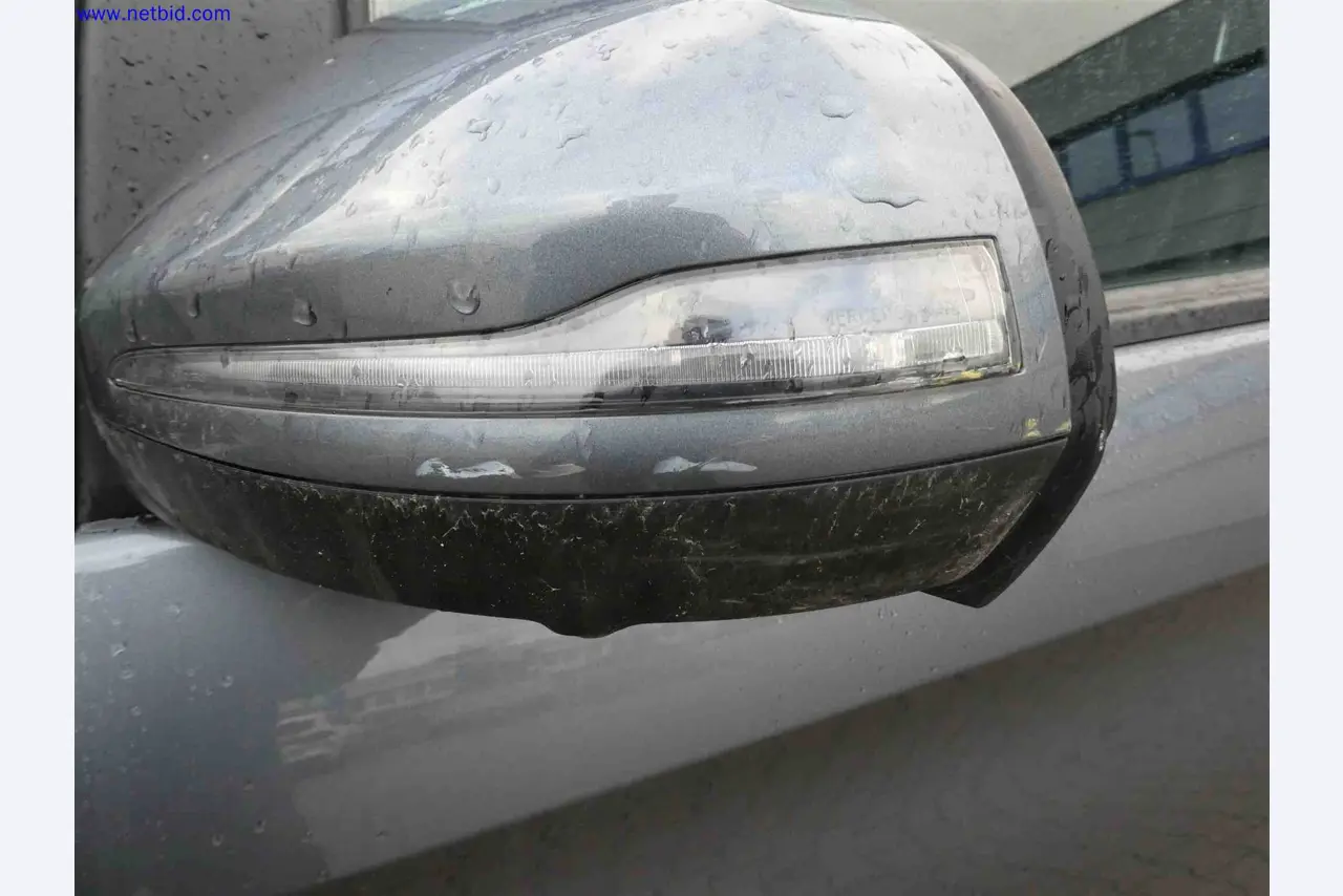 Machines for the production of precise metal components using CNC turning and CNC milling-12