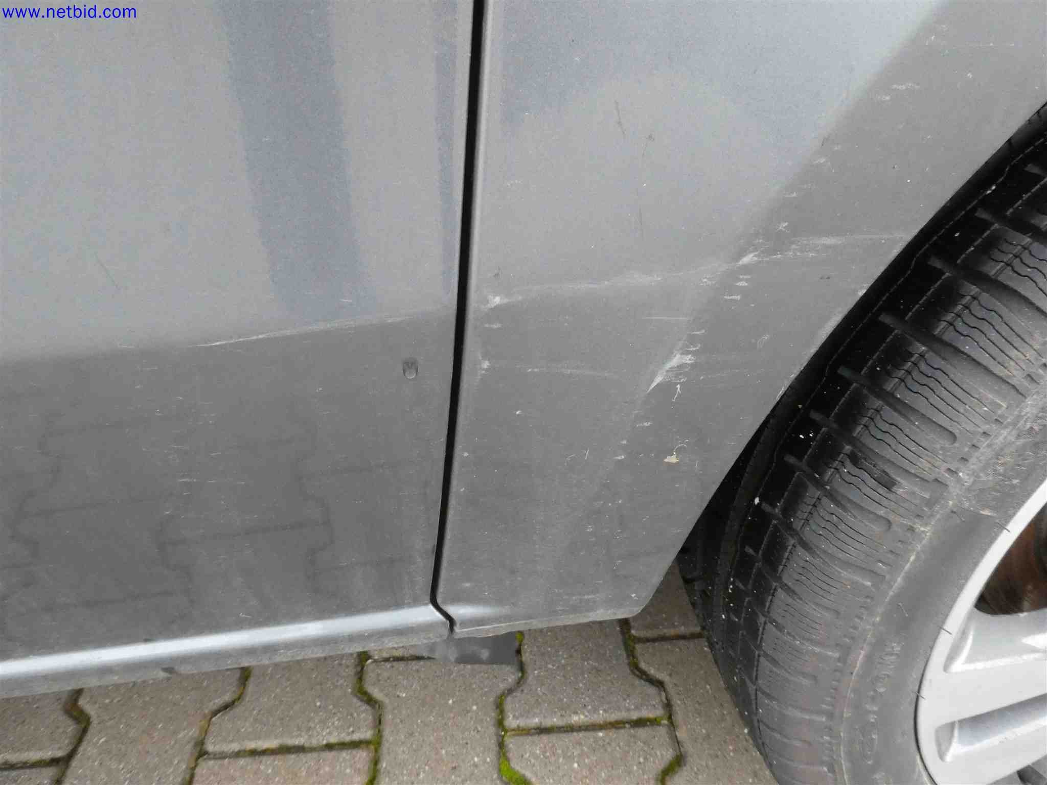 Machines for the production of precise metal components using CNC turning and CNC milling-13