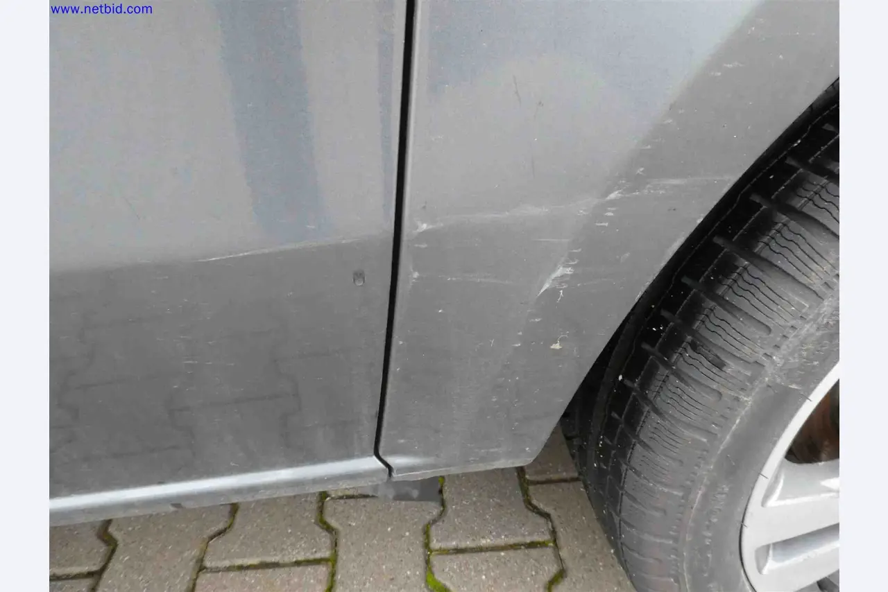 Machines for the production of precise metal components using CNC turning and CNC milling-13