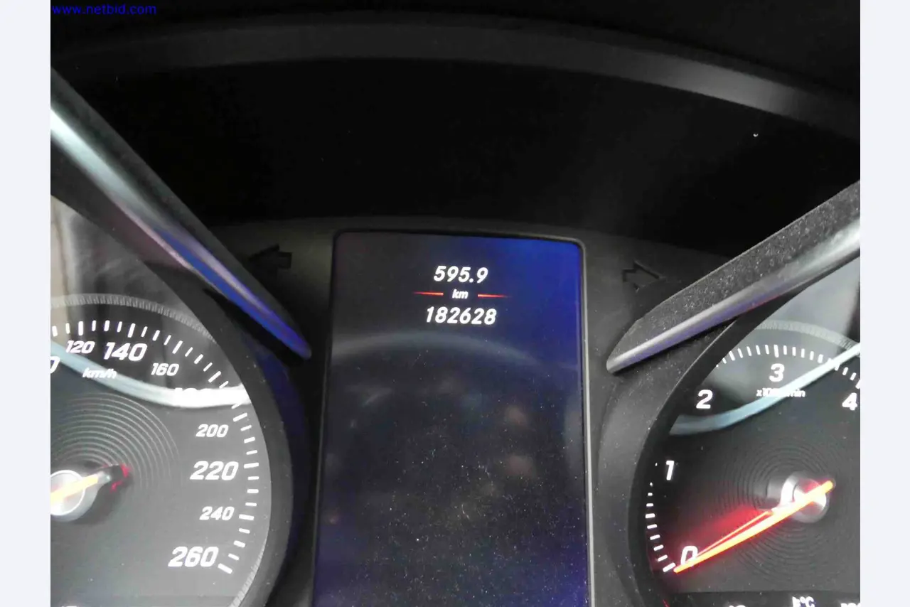 Machines for the production of precise metal components using CNC turning and CNC milling-20