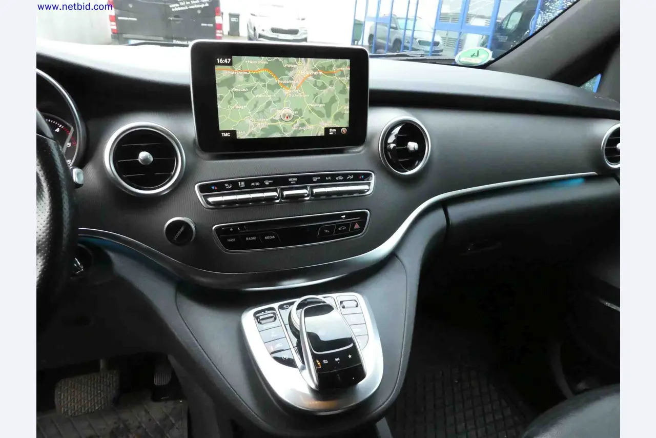 Machines for the production of precise metal components using CNC turning and CNC milling-21