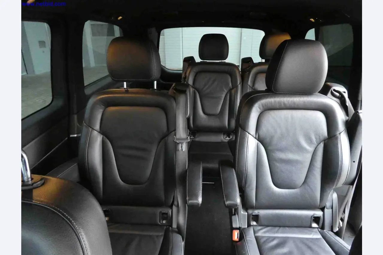 Machines for the production of precise metal components using CNC turning and CNC milling-24