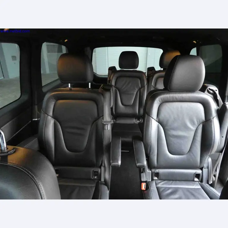 Machines for the production of precise metal components using CNC turning and CNC milling-24