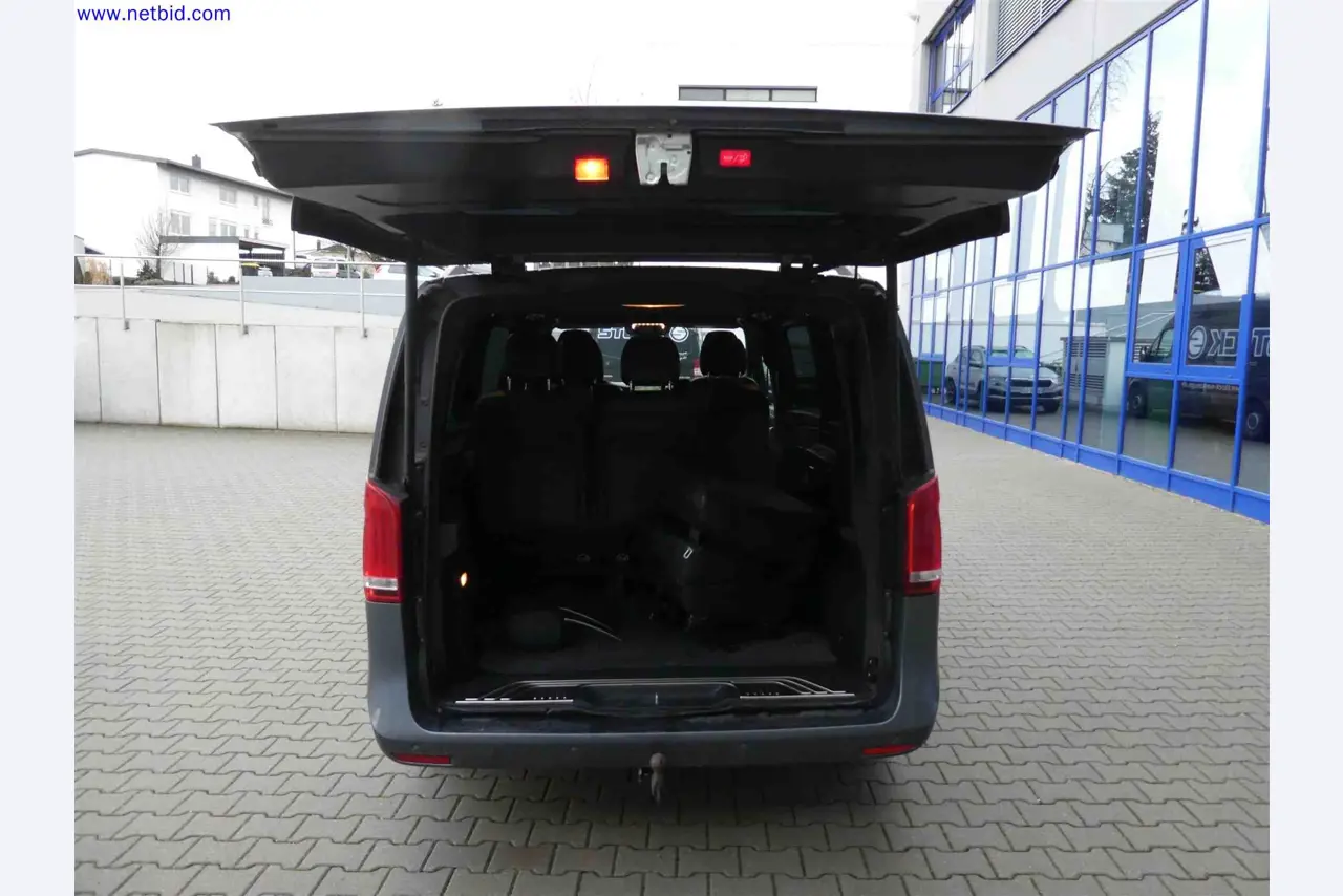 Machines for the production of precise metal components using CNC turning and CNC milling-25