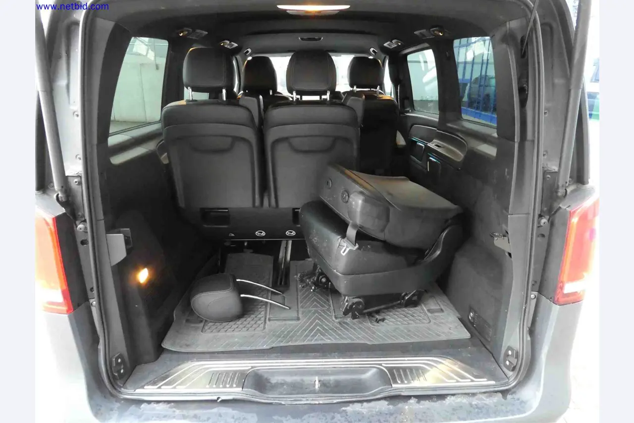 Machines for the production of precise metal components using CNC turning and CNC milling-26