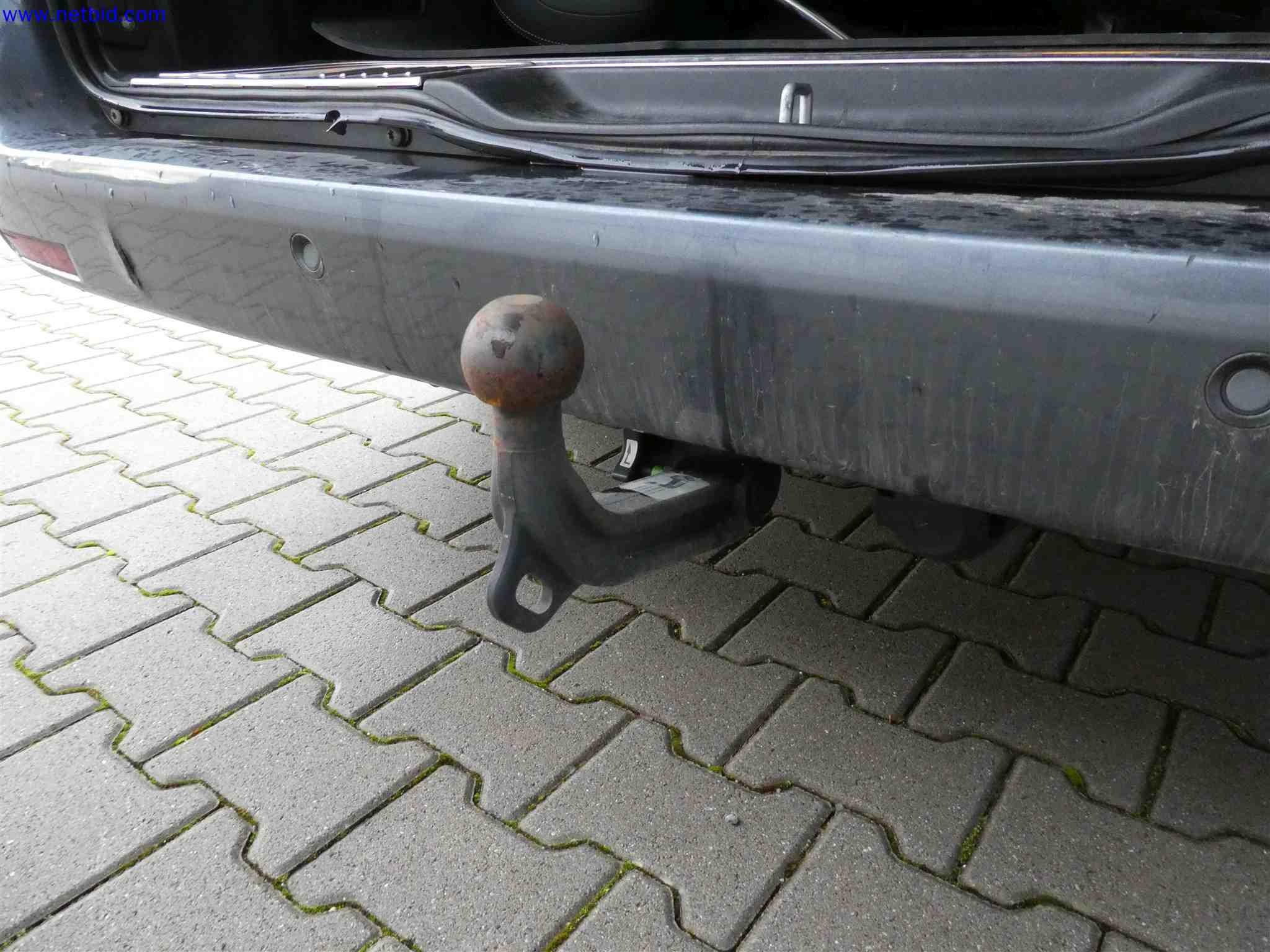 Machines for the production of precise metal components using CNC turning and CNC milling-27