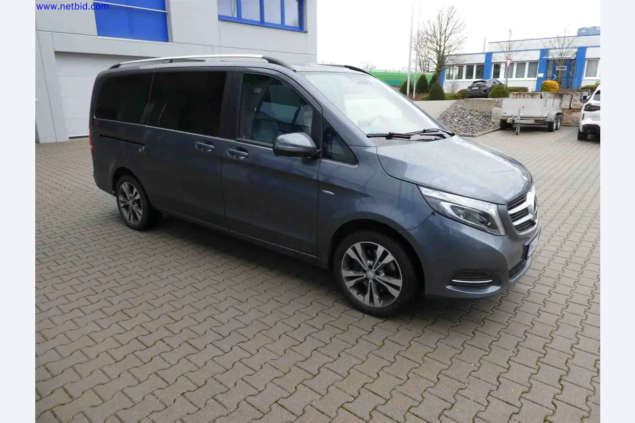 Machines for the production of precise metal components using CNC turning and CNC milling-2