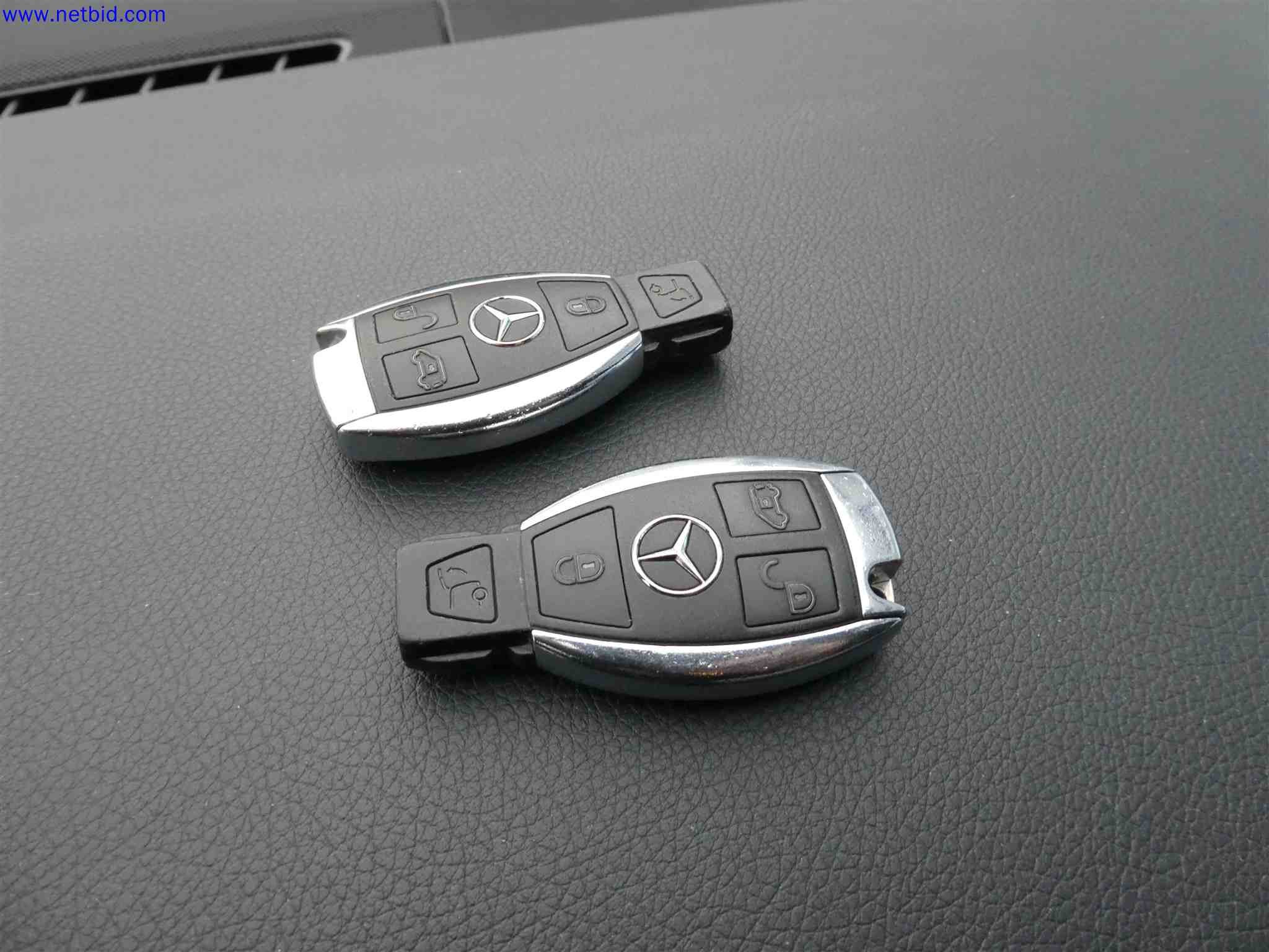 Machines for the production of precise metal components using CNC turning and CNC milling-30