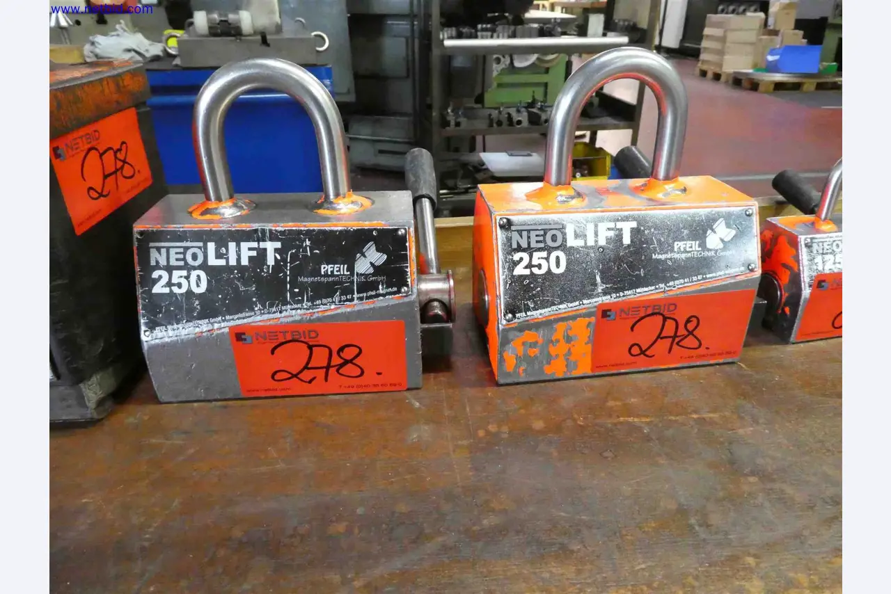 Machines for the production of precise metal components using CNC turning and CNC milling-3