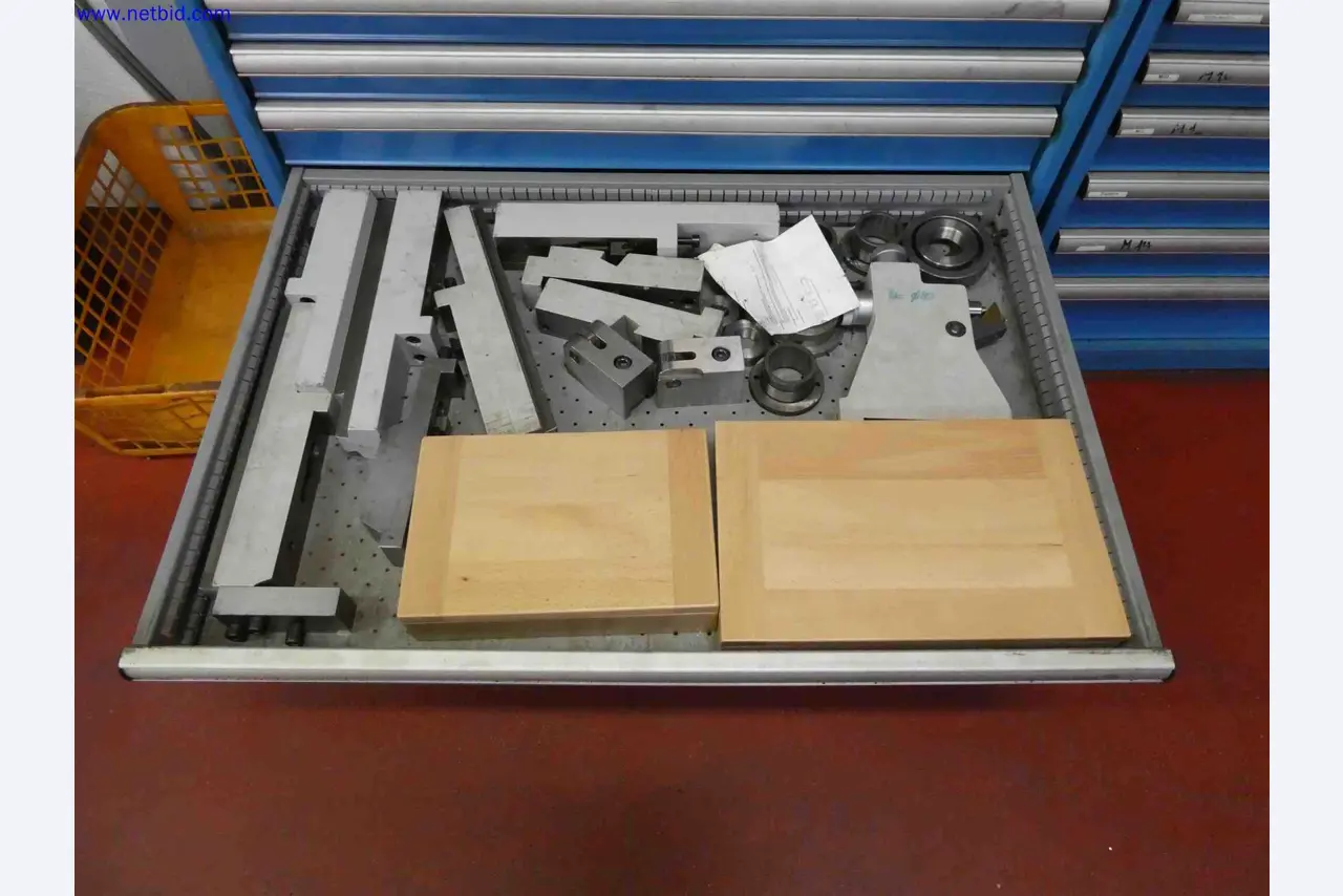 Machines for the production of precise metal components using CNC turning and CNC milling-13