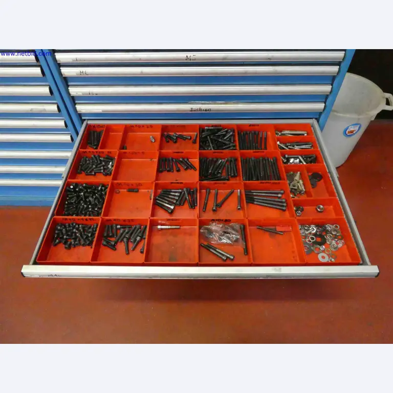 Machines for the production of precise metal components using CNC turning and CNC milling-22