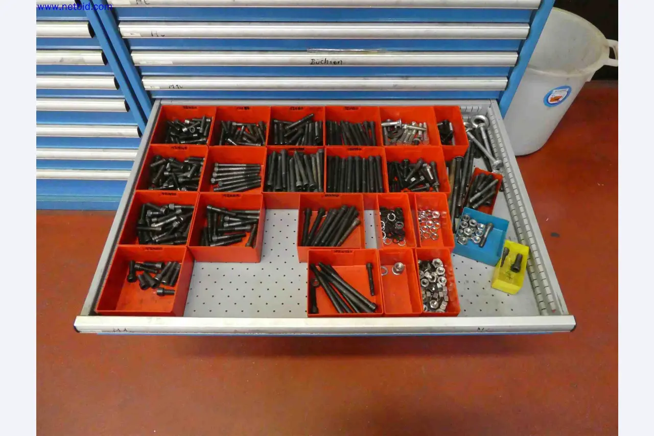 Machines for the production of precise metal components using CNC turning and CNC milling-23