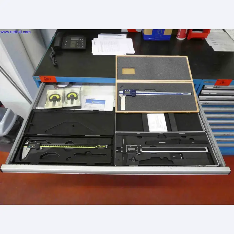 Machines for the production of precise metal components using CNC turning and CNC milling-3