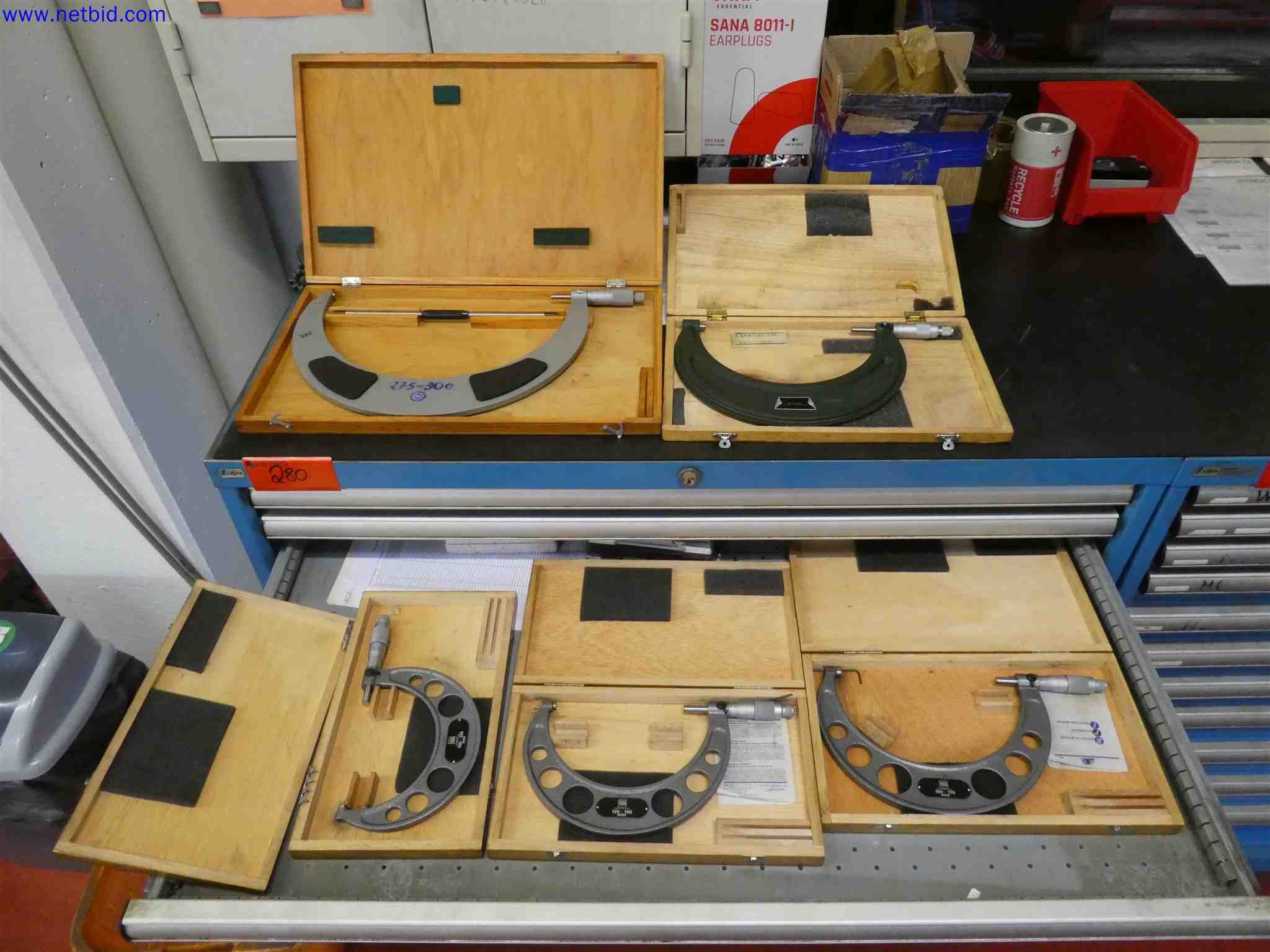 Machines for the production of precise metal components using CNC turning and CNC milling-5