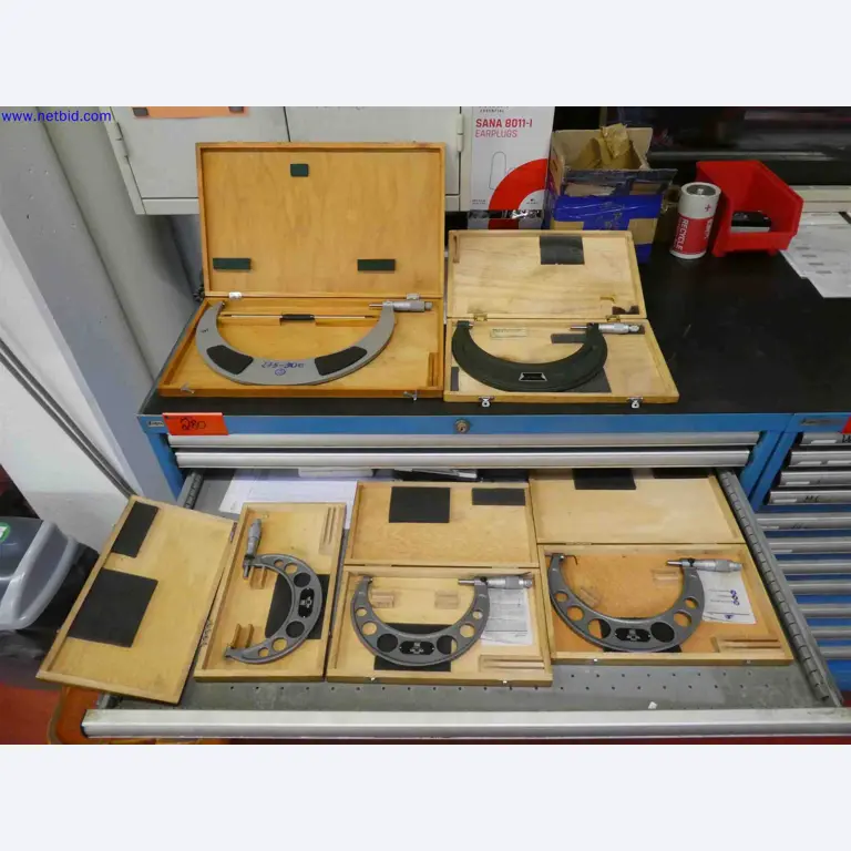 Machines for the production of precise metal components using CNC turning and CNC milling-5