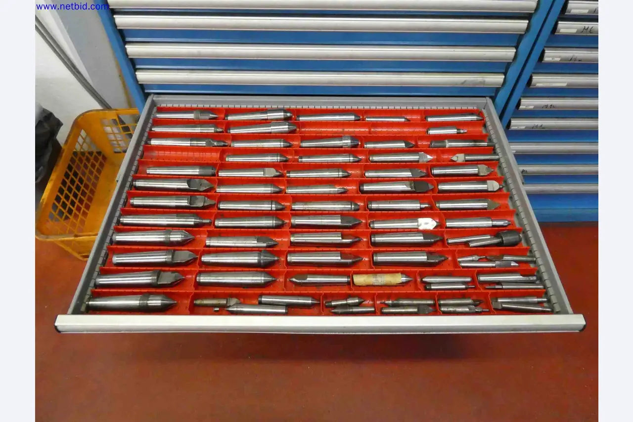 Machines for the production of precise metal components using CNC turning and CNC milling-9