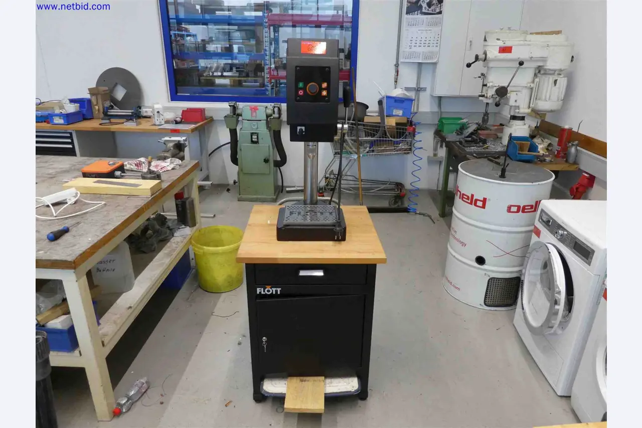 Machines for the production of precise metal components using CNC turning and CNC milling-1