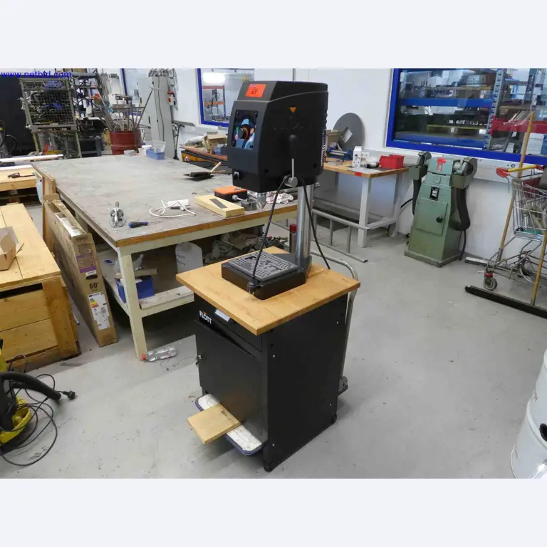 Machines for the production of precise metal components using CNC turning and CNC milling-2