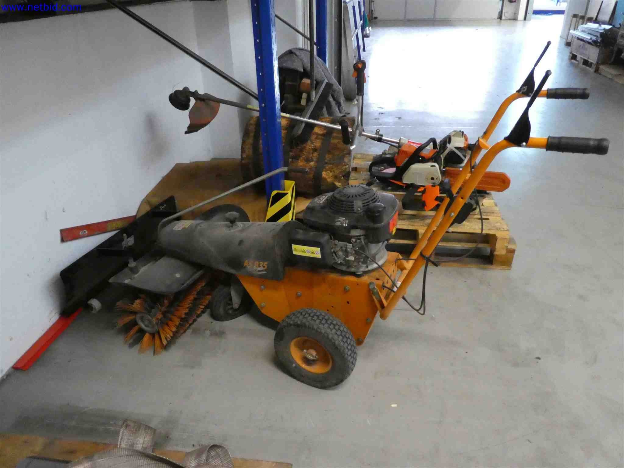 Machines for the production of precise metal components using CNC turning and CNC milling-1