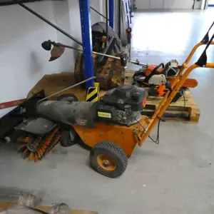 1-Achser-Kehrmaschine AS Motor AS 835 H