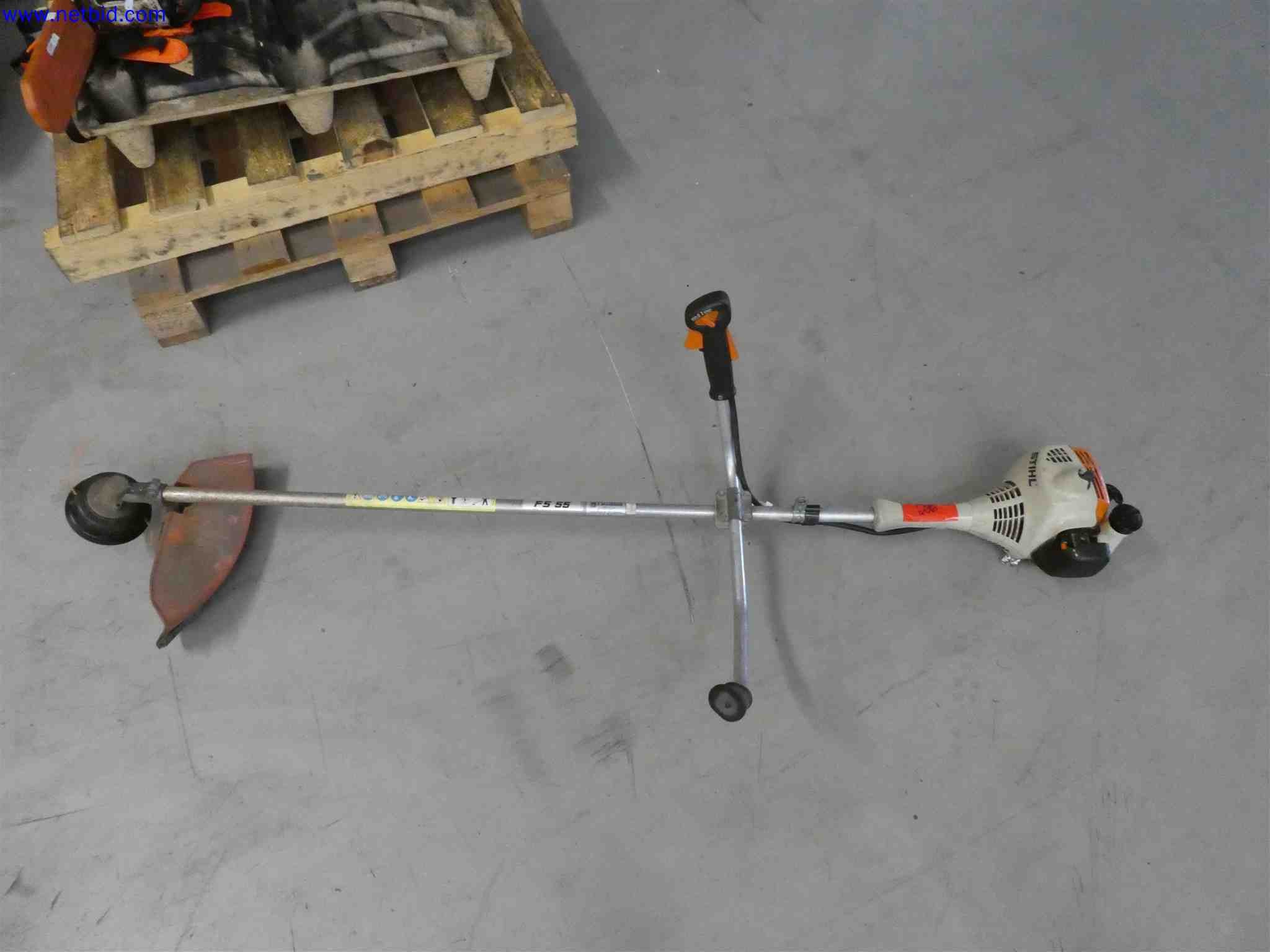 Machines for the production of precise metal components using CNC turning and CNC milling-7