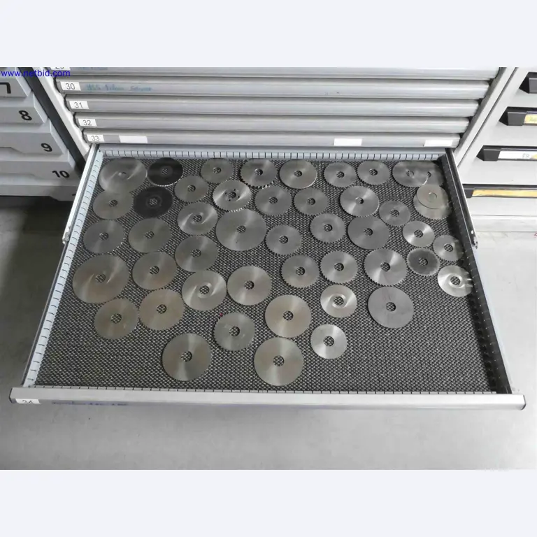 Machines for the production of precise metal components using CNC turning and CNC milling-11