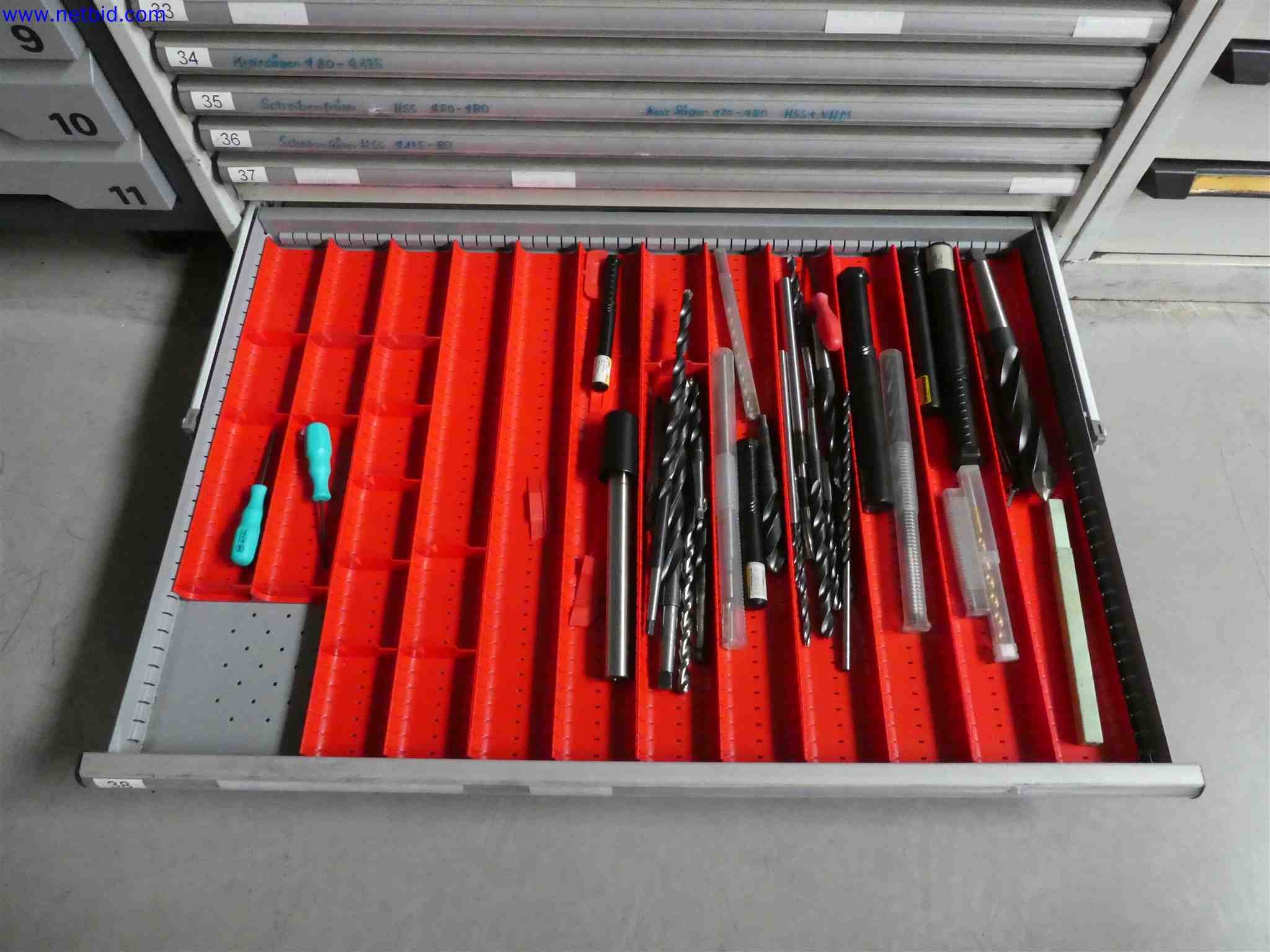 Machines for the production of precise metal components using CNC turning and CNC milling-14