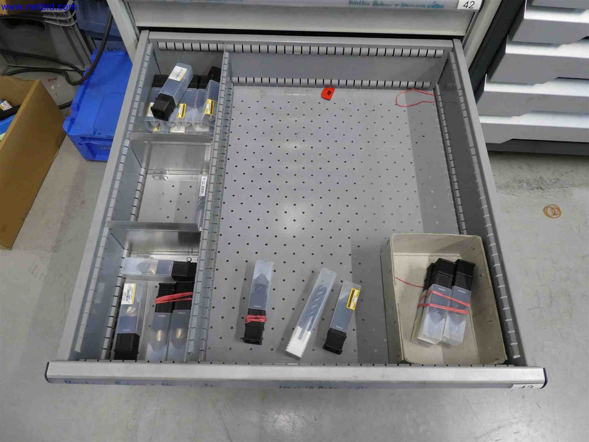 Machines for the production of precise metal components using CNC turning and CNC milling-18