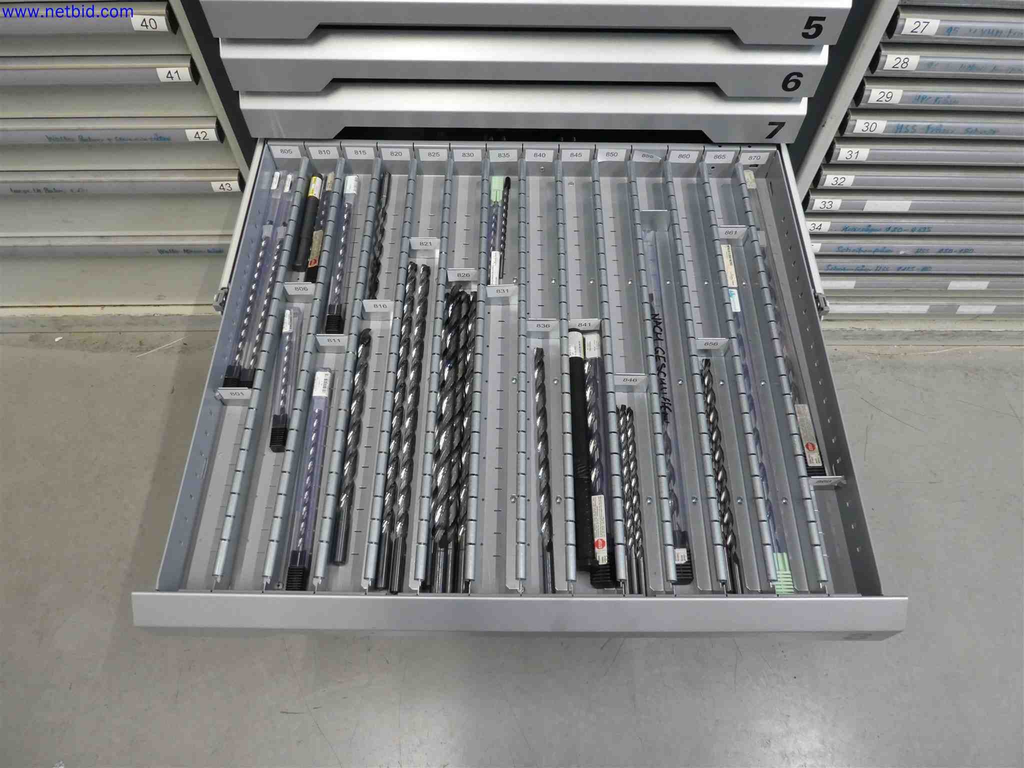 Machines for the production of precise metal components using CNC turning and CNC milling-28