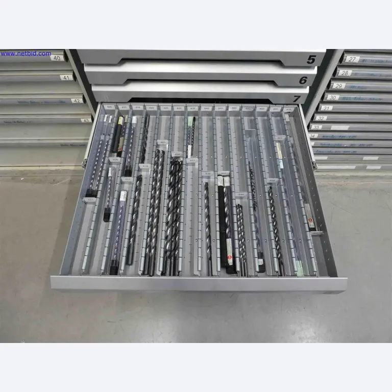 Machines for the production of precise metal components using CNC turning and CNC milling-28