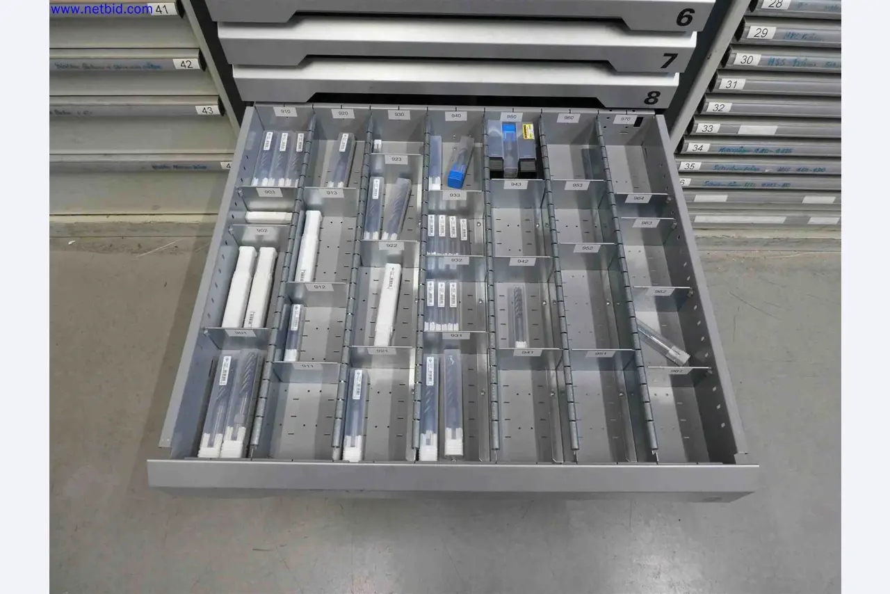 Machines for the production of precise metal components using CNC turning and CNC milling-29