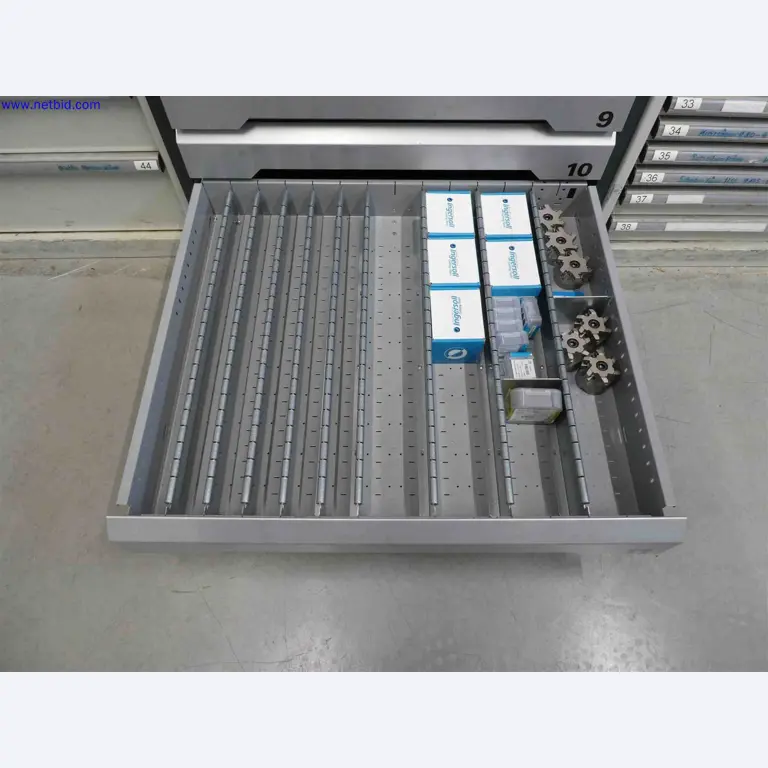 Machines for the production of precise metal components using CNC turning and CNC milling-31